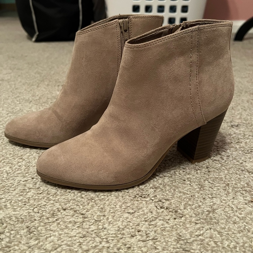 Old Navy booties